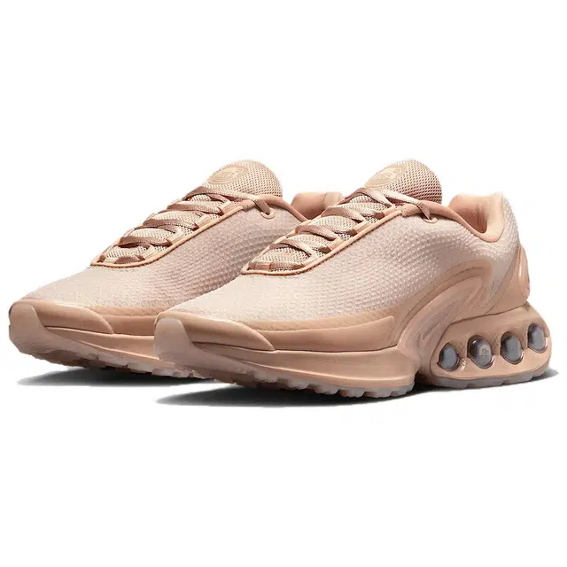 Nike Air Max Dn ISA Beige
