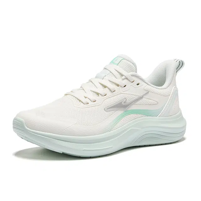 鸿星尔克 舒适透气 织物减震回弹 低帮跑步鞋 女款 微晶白冰清绿