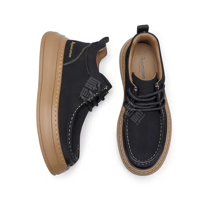 AQUASCUTUM