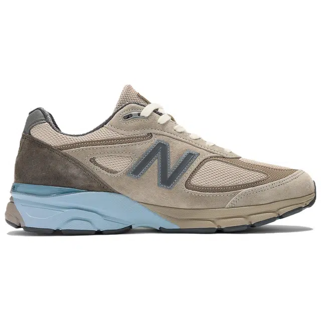 Auralee x New Balance NB 990 V4