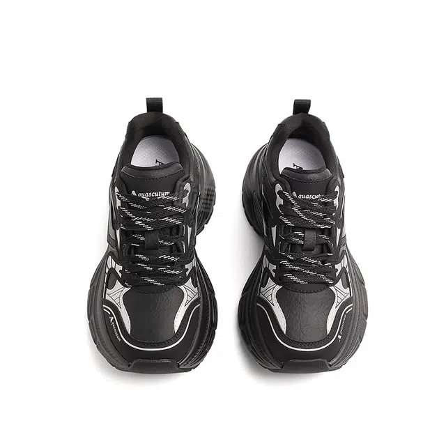 AQUASCUTUM