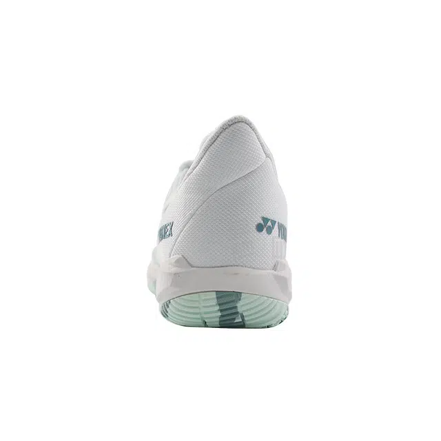 YONEX