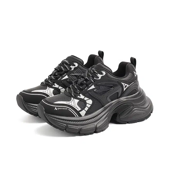 AQUASCUTUM