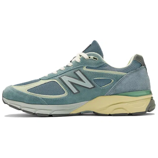 Auralee x New Balance NB 990 V4