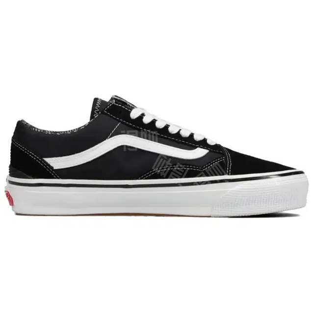 Vans Old Skool GORE-TEX Black