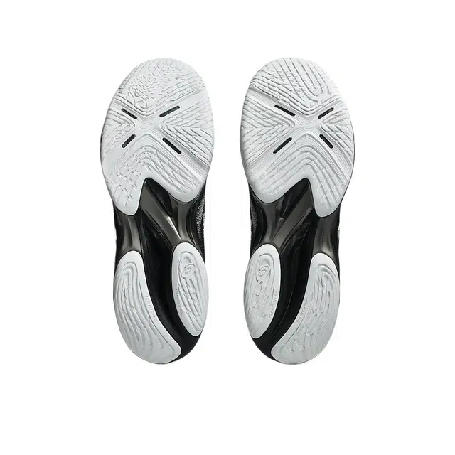Asics NETBURNER BALLISTIC FF 4