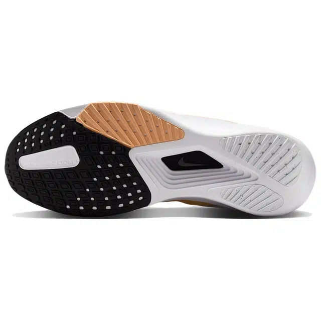 Nike Rival Fly 4