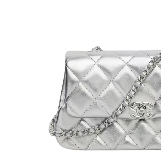 CHANEL 25S