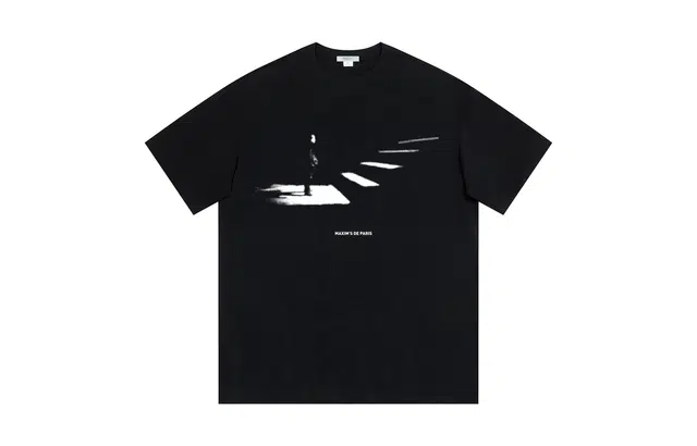 maxim's de paris LOGOT