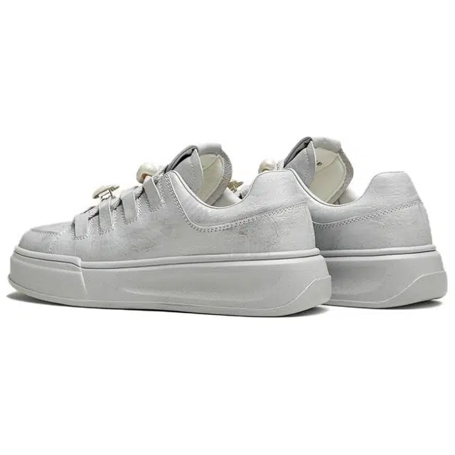 他她 舒适通勤 时尚潮流 防滑 低帮 板鞋 女款