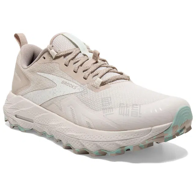 Brooks CASCADIA 17