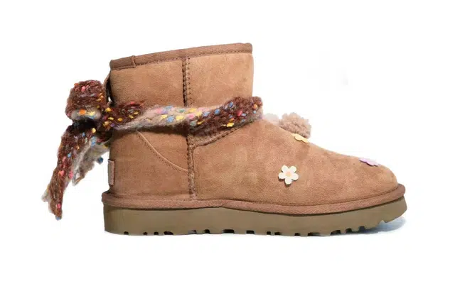 UGG CLASSIC MINI