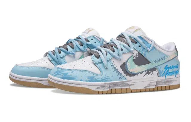 Nike Dunk Low "Cloud Blue"