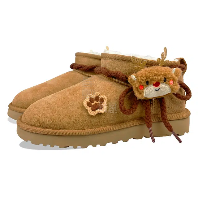UGG