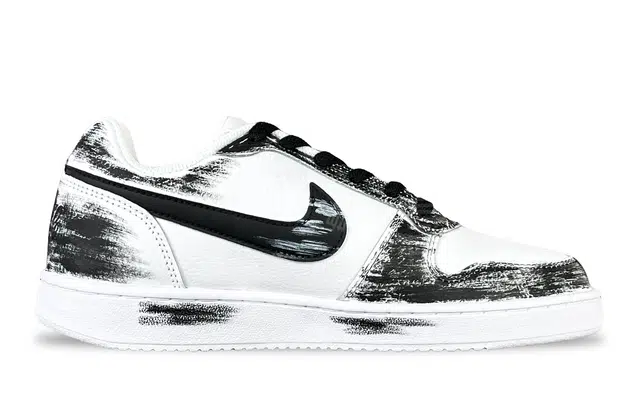 Nike EBERNON Low