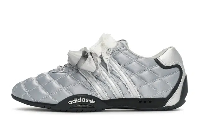 adidas originals ADIRACER 811