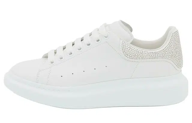 Alexander McQueen Larry