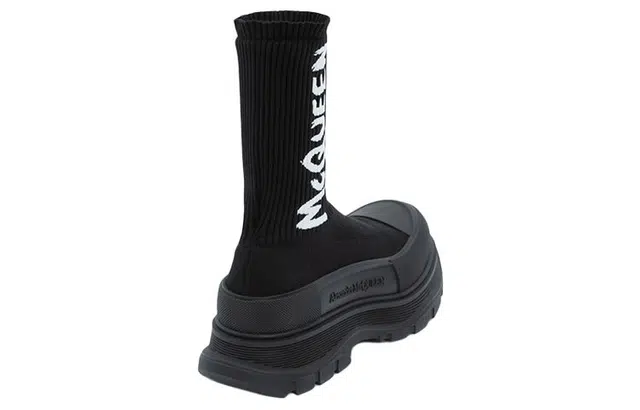 Alexander McQueen Graffiti