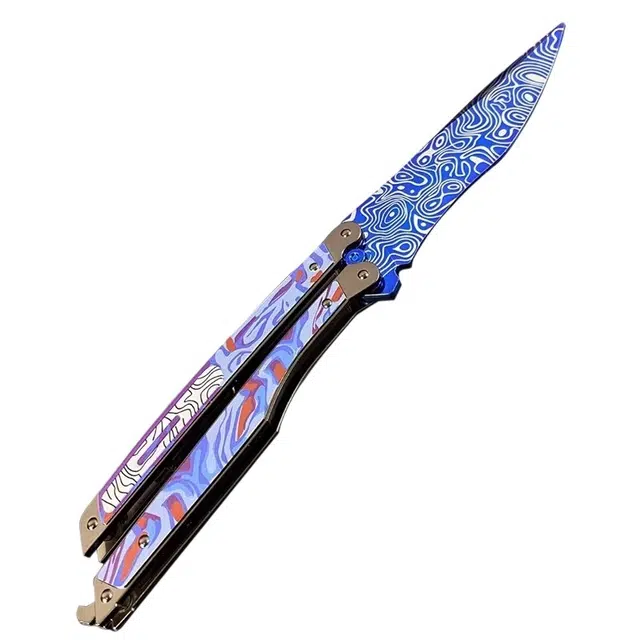 米多卡 冷锋蝴蝶甩刀 可折叠 成品模型