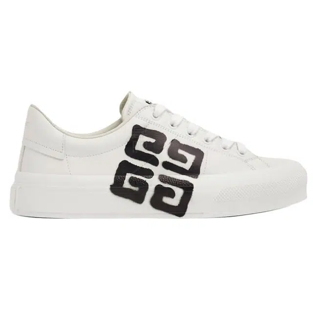 GIVENCHY