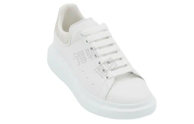 Alexander McQueen Larry