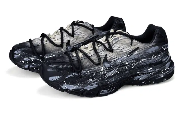 Nike Initiator Black