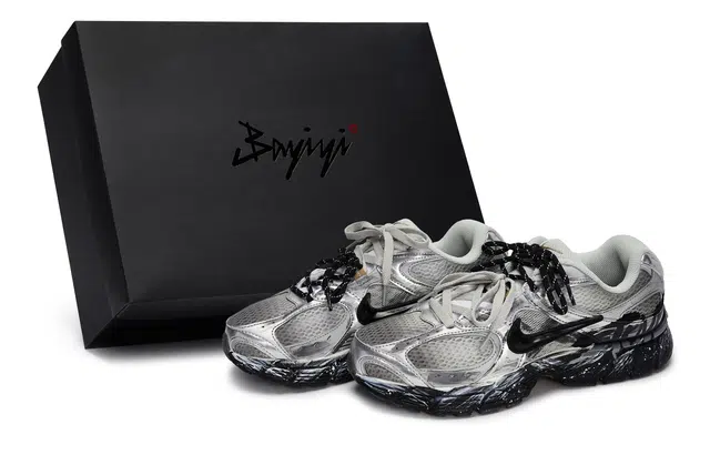 Nike V5 RNR 811