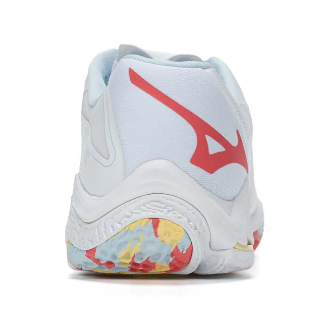 Mizuno Wave Lightning Z8