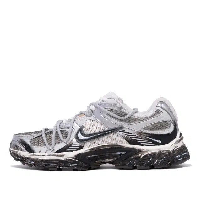 Nike V5 RNR "Wasteland Walker"