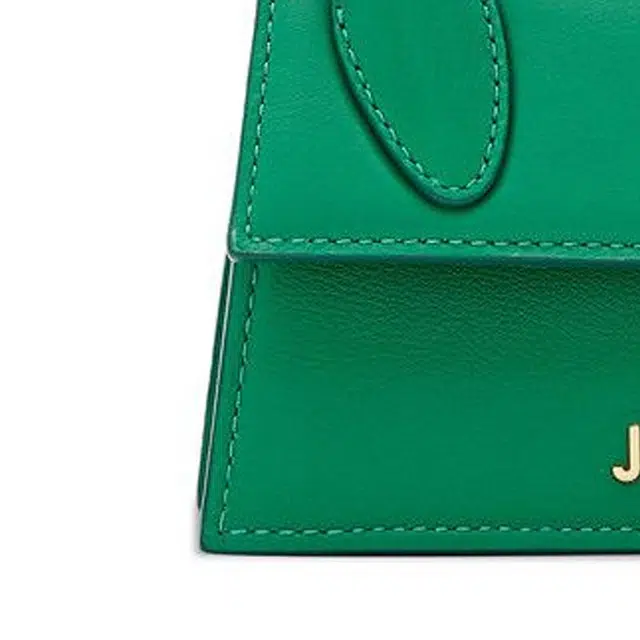 Jacquemus Le chiquito