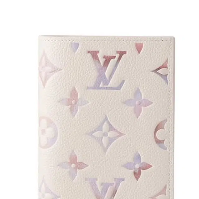 LOUIS VUITTON Logo