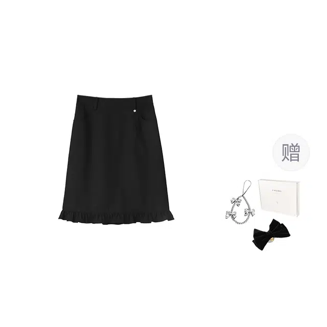 法儿家 花苞变奏夏季韩系辣妹感木耳边五分休闲短裙 女款