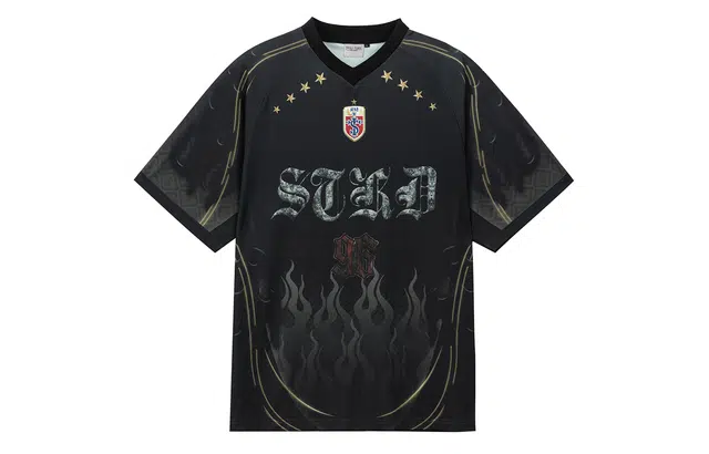 STK SMALL TOWN KID T