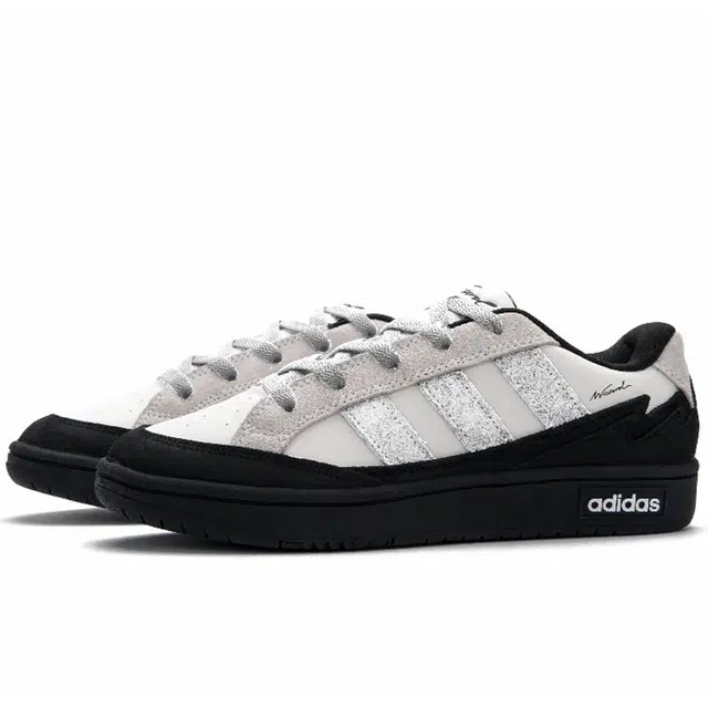 adidas WCARD ADV
