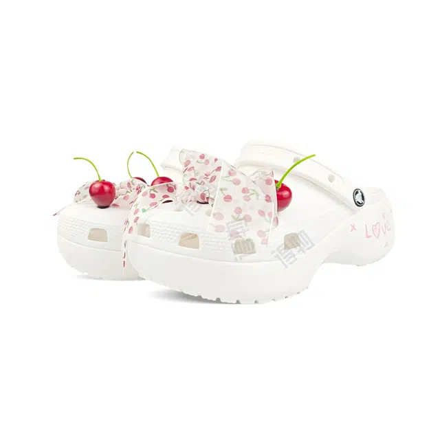 Crocs Classic Platform Clog Classic Clog EVA love