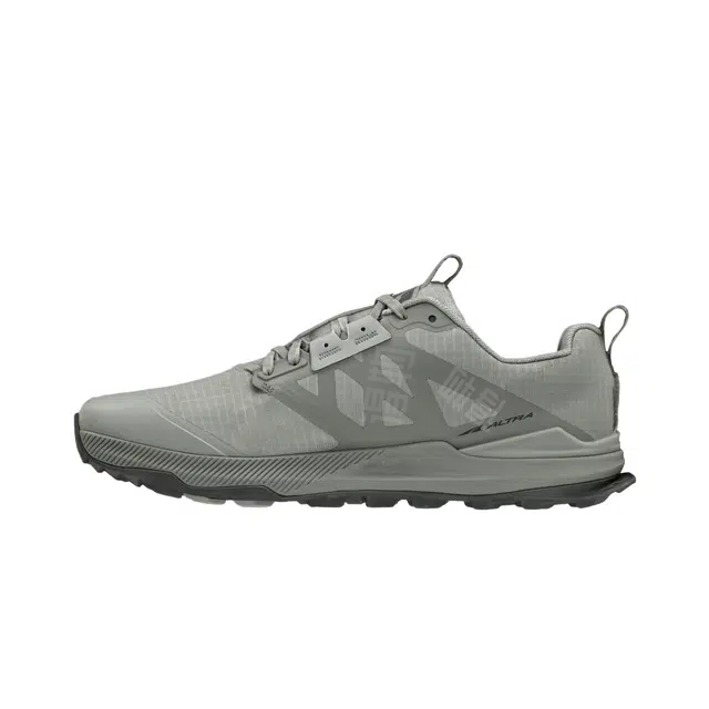 Altra LONE PEAK 8