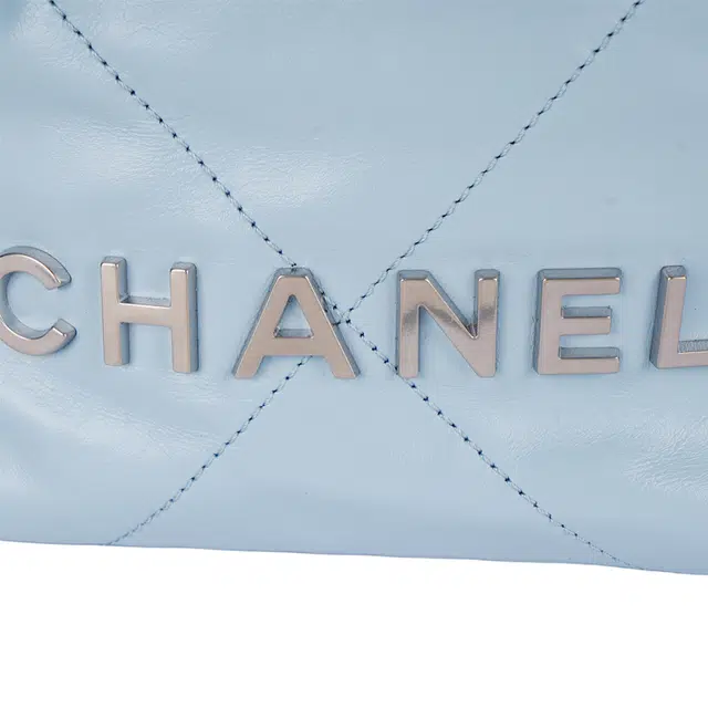 CHANEL 22Bag 23A baby blue