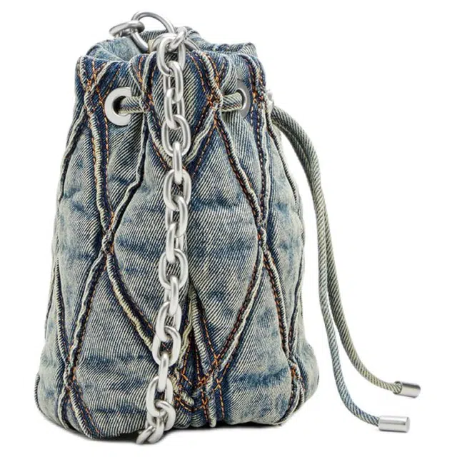 DIESEL CHARM-D