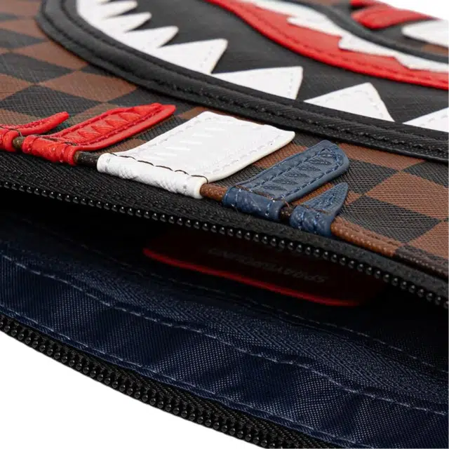SPRAYGROUND