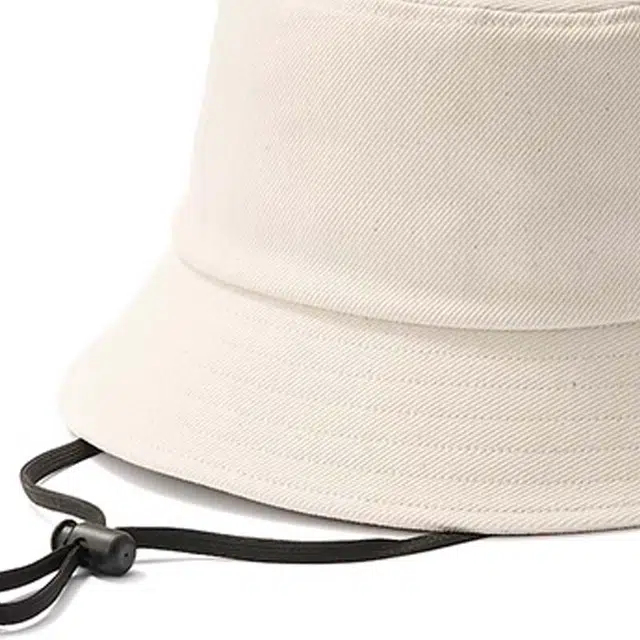 MUJI
