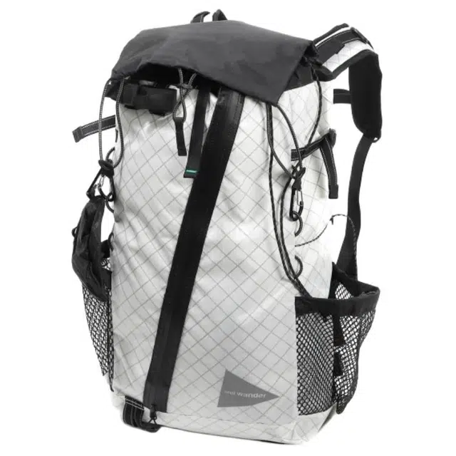 and wander ECOPAK 30L