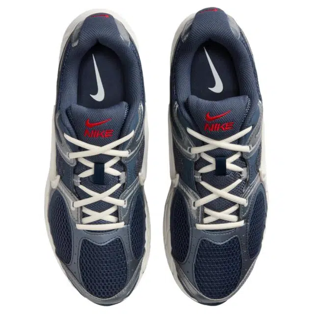 Nike V5 RNR