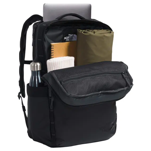 THE NORTH FACE Base Camp Voyager 26L