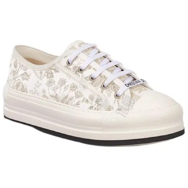 DIOR Walk'n'Dior