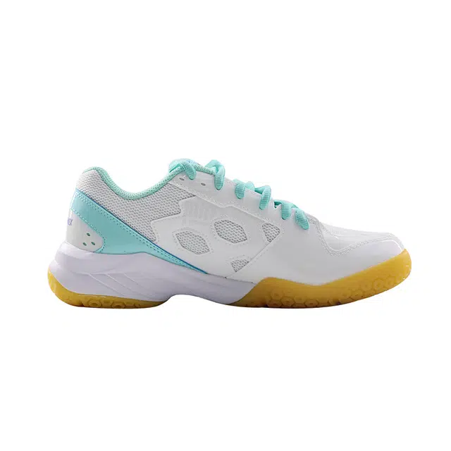 YONEX