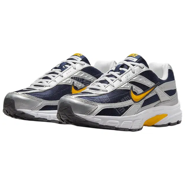 Nike Initiator