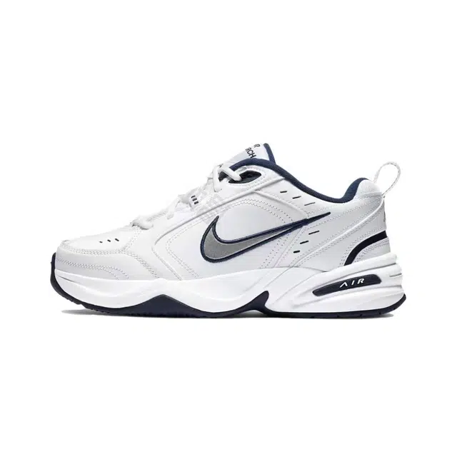 Nike Air Monarch 4