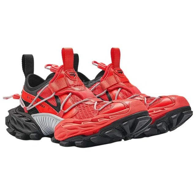 Balenciaga Hike
