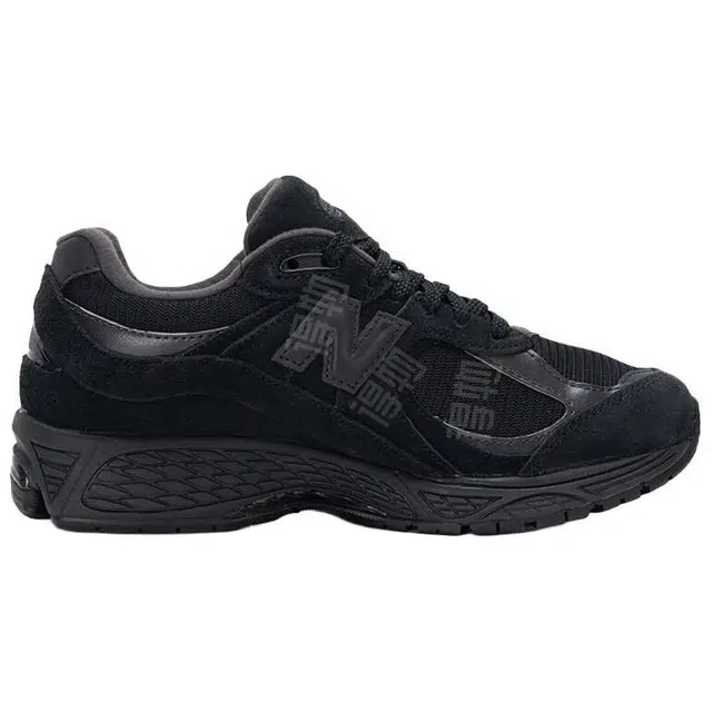 New Balance NB 2002R