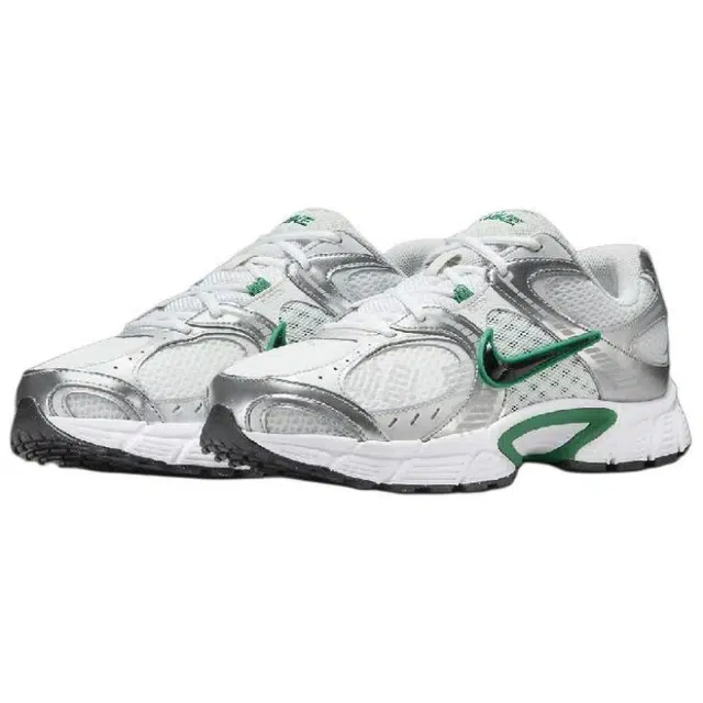 Nike V5 RNR